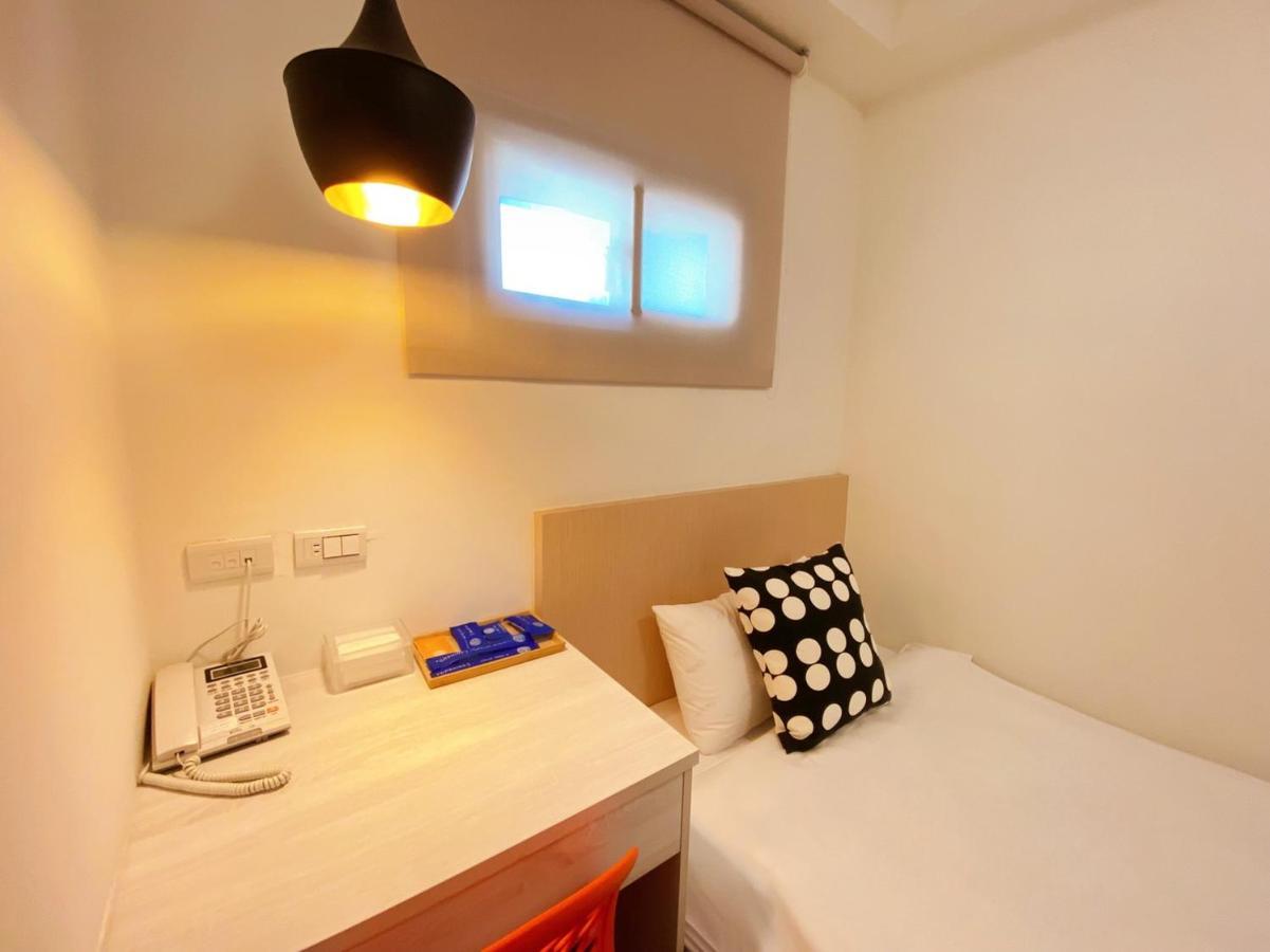 Hotel Huru House Taichung Dış mekan fotoğraf